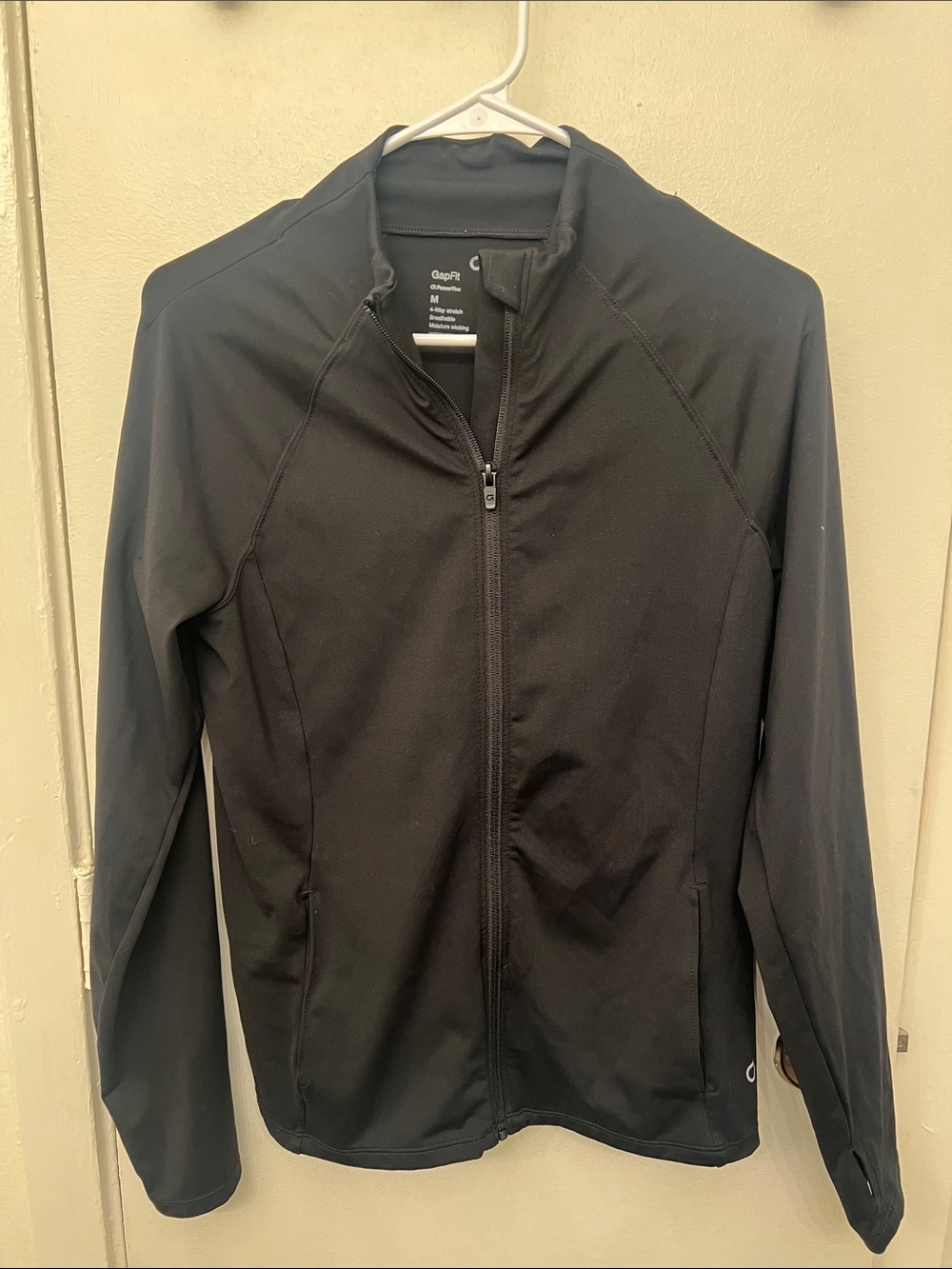 Women’s Gapfit Black Lightweight Full-Zip Shirt Jacket